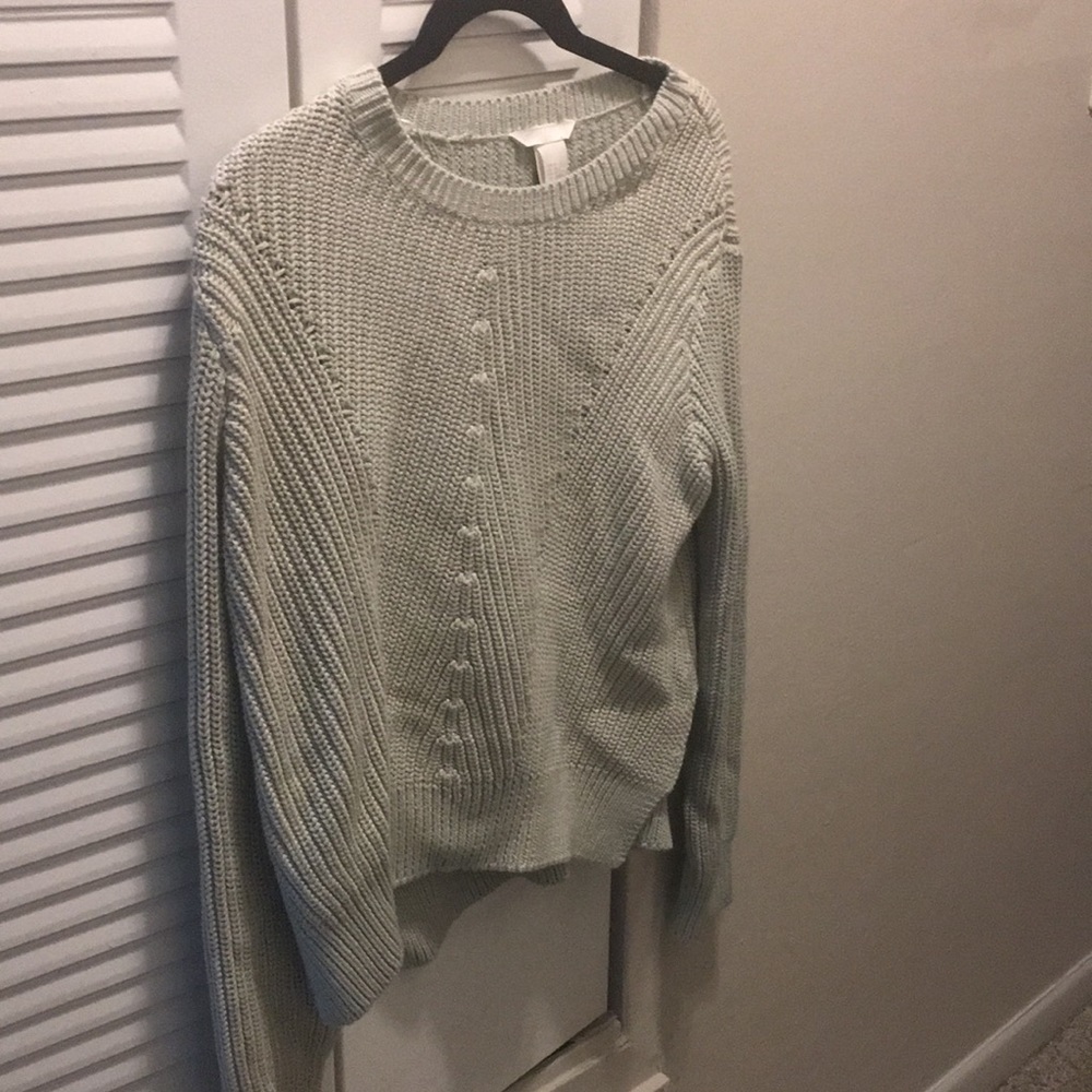 Slightly cropped sweater!